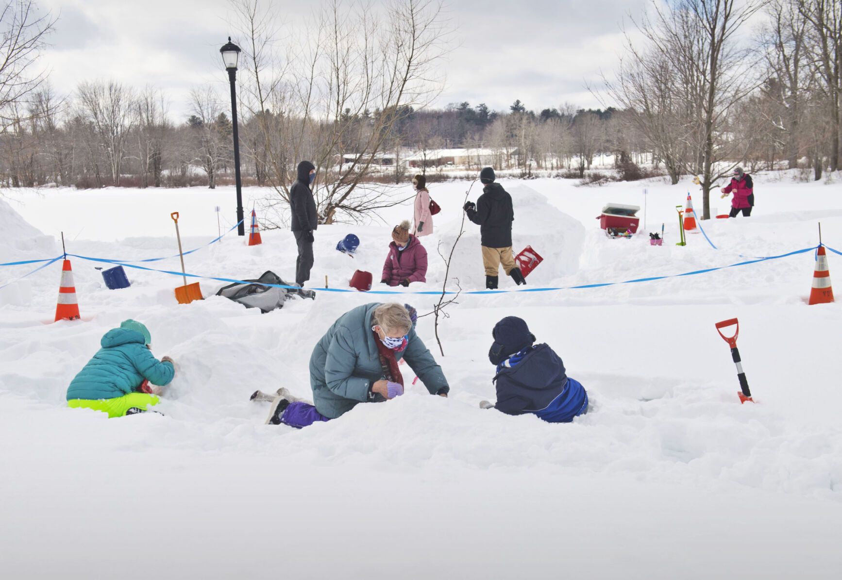 Teams show off creativity at snowman festival